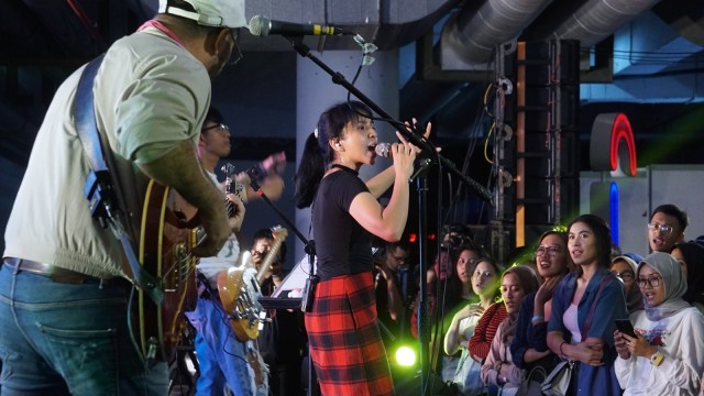 Mocca hingga Sunset Rollercoaster Riuhkan The Sounds Project Vol. 4 (258513)