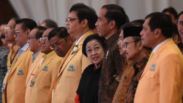 LIPSUS, Politik Dua Kaki Golkar, Jokowi, Golkar