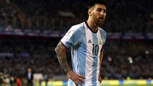 Lionel Messi ketika berseragam Argentina (Foto: Marcos Brindicci/REUTERS)