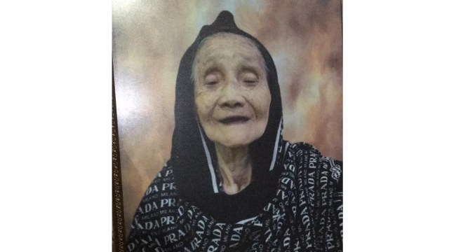 Almarhum Hj Fathonah (91), mertua dari Sahbirin Noor, Gubernur Kalsel. Foto: Istimewa
