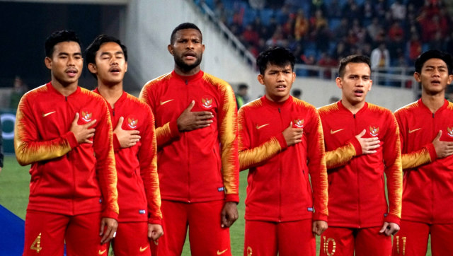 Pemain Indonesia di babak Kualifikasi Piala Asia U-23 2020 melawan Vietnam di Stadion My Dinh, Hanoi, Minggu (24/3). Foto: Nugroho Sejati/kumparan