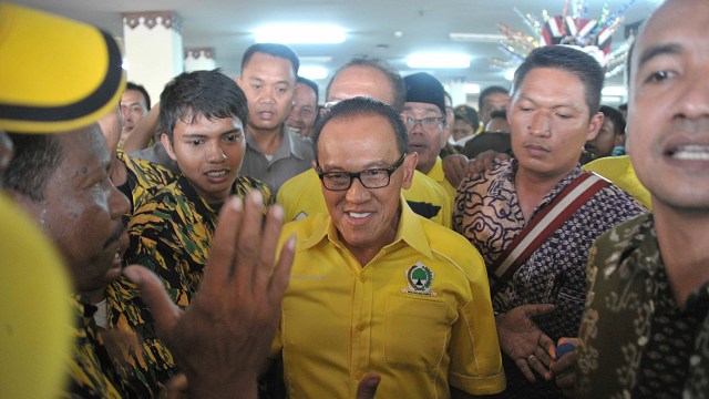 LIPSUS, Politik Dua Kaki Golkar, Abu Rizal Bakrie