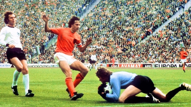 Johan Cruyff di final Piala Dunia 1974. Foto: AFP