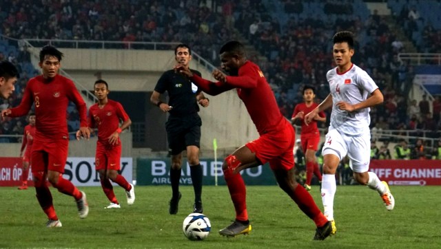 Pertandingan di babak Kualifikasi Piala Asia U-23 2020 Indonesia melawan Vietnam di Stadion My Dinh, Hanoi, Minggu (24/3). Foto: Nugroho Sejati/kumparan