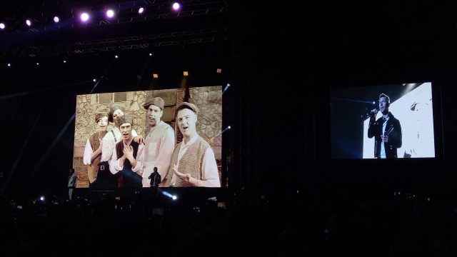 Grup band Boyzone gelar konser bertajuk 'Boyzone Thank You & Good Night Farewell Tour' di Jakarta. Foto: Aria Pradana/kumparan