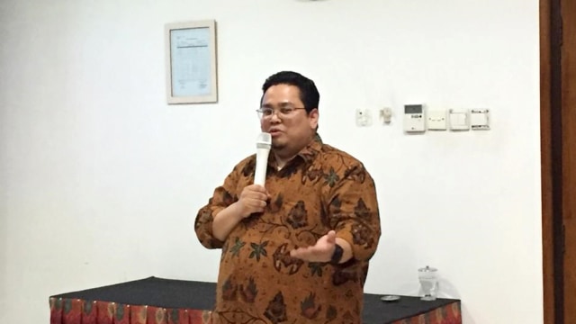 Komisioner Bawaslu, Rahmat Bagja, pada diskusi “Hoax, Kebebasan Berekspresi dan Pemilu 2019” di Kantor Komnas HAM, Jakarta, Senin (25/3). Foto: Andesta Herli Wijaya/kumparan