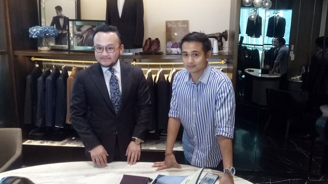 Ajun Perwira, Fitting Baju Pengantin