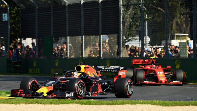 Max Verstappen kalahkan Sebastian Vettel di GP Australia 2019. Foto: Dok. Red Bull Racing