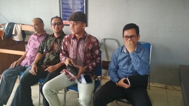 Muhammad Suhendra selaku kuasa hukum SH saat ditemui di Polda Lampung, Senin (25/3) | Foto : Ist.