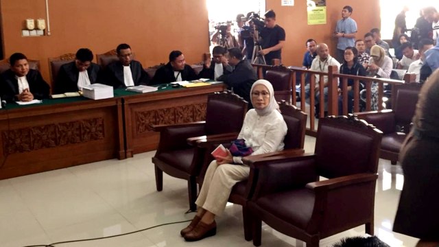 Politisi Ratna Sarumpaet di Pengadilan Negeri Jakarta Selatan, Selasa (26/3). Foto: Ricky Febrian/kumparan