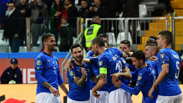 Pemain Italia di laga melawan Liechtenstein. Foto: Miguel MEDINA / AFP