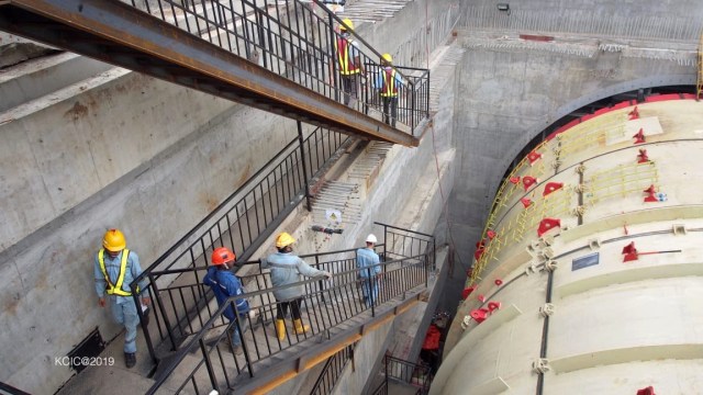 Pembangunan terowongan Kereta Cepat Jakarta-Bandung yang akan menjadi terowongan terpanjang di Indonesia. Foto: Dok. PT KCIC