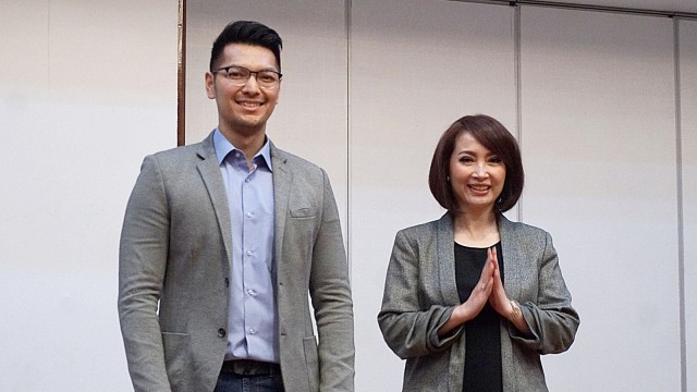 Para Moderator Debat Keempat Calon Presiden Pemilu 2019, Zulfikar Naghi (kiri) dan Retno Pinasti (kanan) di Hotel Sari Pacific, Jakarta. Foto: Jamal Ramadhan/kumparan