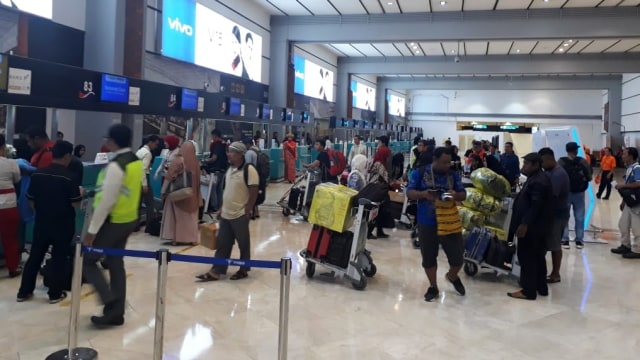 Menumpuknya antrean penumpang di counter checkin Sriwijaya Air Bandara Soekarno-Hatta. Foto: Dok. Sriwijaya Air