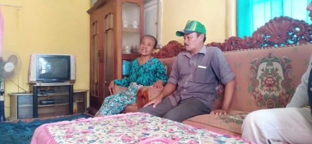 2 Pemuda Klaim sebagai Petugas 'Bantuan Jokowi', Curi Emas 74 Gram 