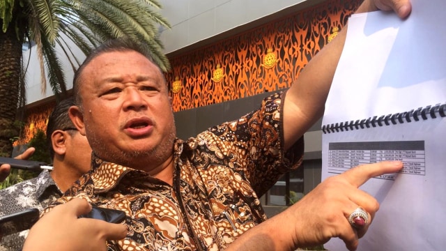 Hermawi Taslim, kuasa hukum PT. Sekar Wijaya, laporkan cicit Soeharto atas dugaan penipuan jual beli lahan. Foto: Ricky Febrian/kumparan