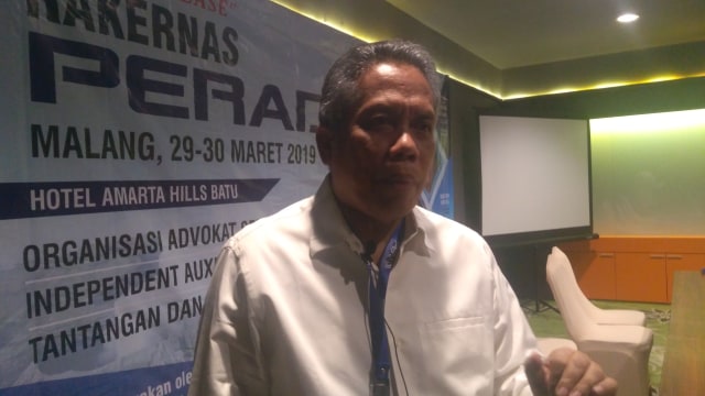  Ketua Umum DPN Peradi RBA, Dr Luhut MP Pangaribuan SH LLM.