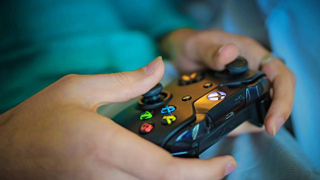 Gamer Ini Lunasi Utang Ibunya Berkat Main Fortnite (136870)
