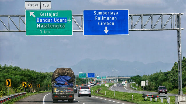 Akses dari Tol menuju Bandara Kertajati. Foto: Helmi Afandi/kumparan