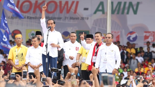 Capres 01 Jokowi saat Kampanye Akbar di Makassar. Foto: Dok. TKN