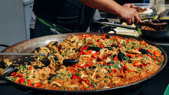 Paella khas Spanyol. Foto: Shutterstock