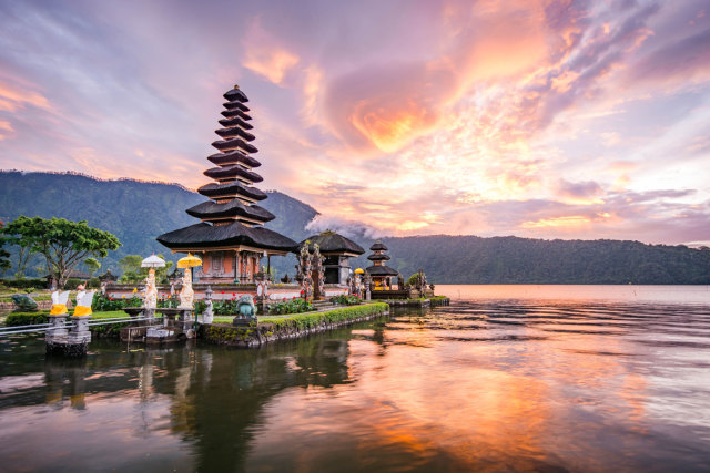 com-Pura Ulun Danu Bratan, Bali. Foto: Shutterstock