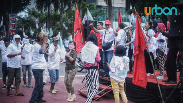 Spider-Man dan Wolverine dalam Kemeriahan Kampanye Jokowi di Palembang (440401)