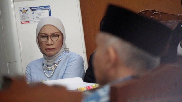 Terdakwa Ratna Sarumpaet menjalani sidang lanjutan dengan agenda pemeriksaan saksi di Pengadilan Negeri Jakarta Selatan, Jakarta, Kamis (2/4). Foto: Fanny Kusumawardhani/kumparan