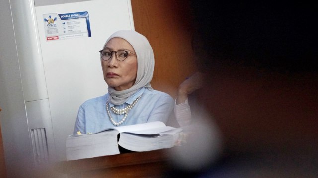 Terdakwa Ratna Sarumpaet menjalani sidang lanjutan dengan agenda pemeriksaan saksi di Pengadilan Negeri Jakarta Selatan, Jakarta, Kamis (4/4). Foto: Fanny Kusumawardhani/kumparan