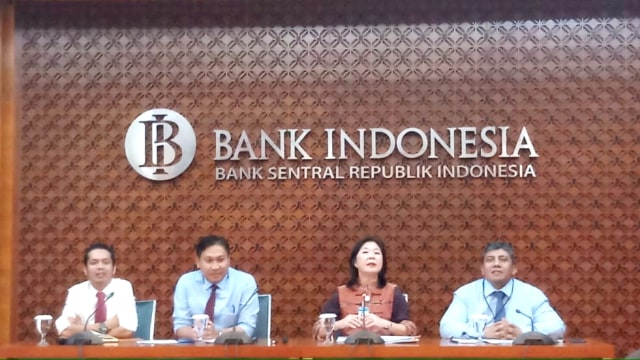 Kepala Departemen Kebijakan Sistem Pembayaran Bank Indonesia, Filianingsih Hendarta (kedua dari kanan) di Gedung BI, Jakarta. Foto: Selfy Sandra Momongan/kumparan