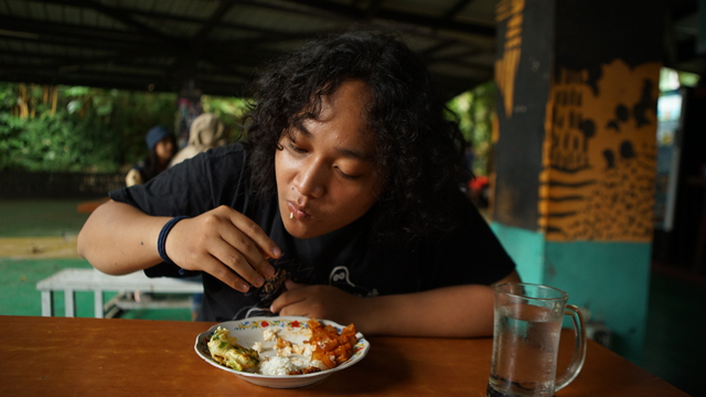Ilustrasi warung makan Foto: Iqbal Firdaus/kumparan