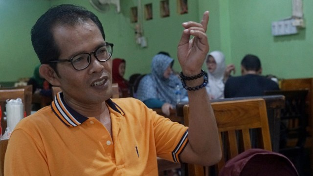 KONTEN SPESIAL, Bumbu Mistis Pelaris Dagangan, Manager Cabang Bakso Titoti, Ali