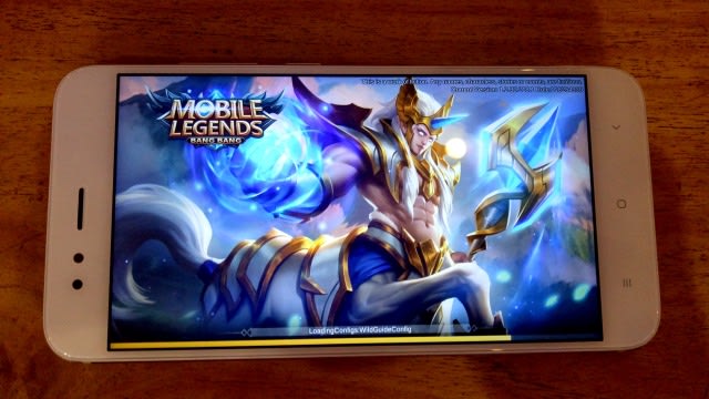 Aplikasi game 'Mobile Legends: Bang Bang'. (Foto: Jofie Yordan/kumparan)