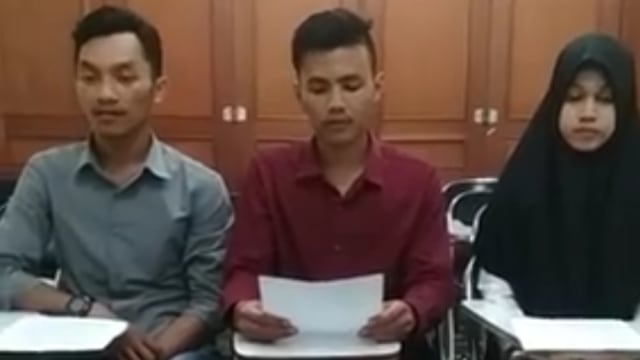 Dua mahasiswa pembuat video penarikan cadar dikeluarkan dari kampus LP3I Banda Aceh. Foto: Screenshot Instagram
