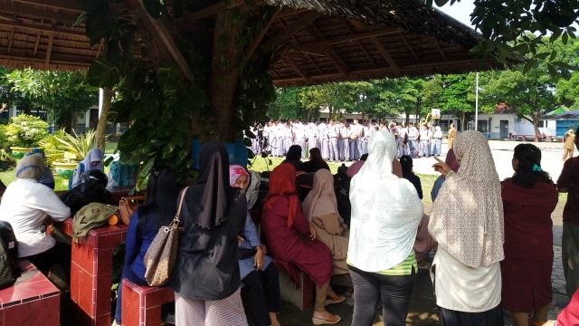 Cegah Konvoi Usai Unbk Orang Tua Siswa Sma Di Medan Jemput