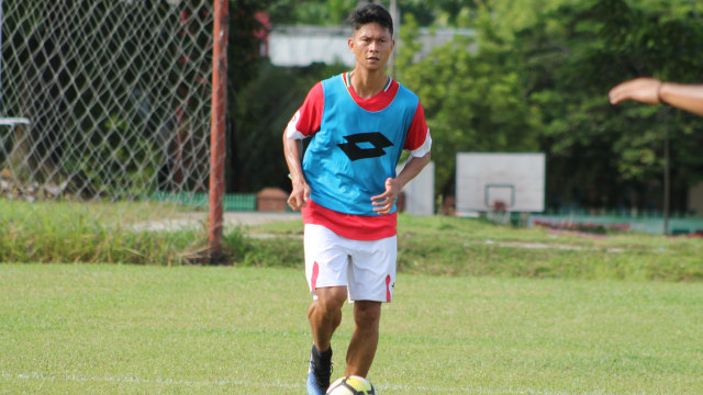 Dedy Gusmawan mulai latihan bersama Semen Padang FC. 