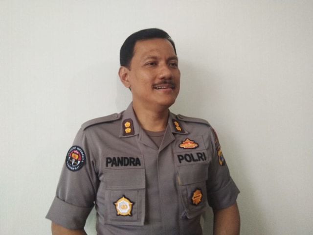 Ket foto : Kabid Humas Polda Lampung AKBP Zahwani Pandra Arsyad, Senin (8/4) | Foto : Obbie Fernando/Lampung Geh