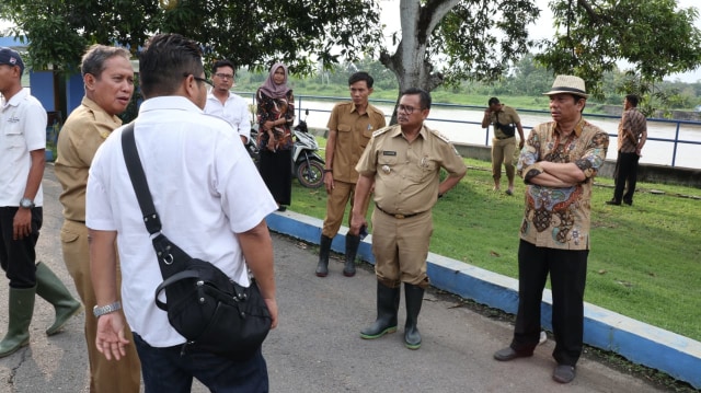 Banjir Terus Meluas, Bupati "Ontrog" Pengelola Bendung