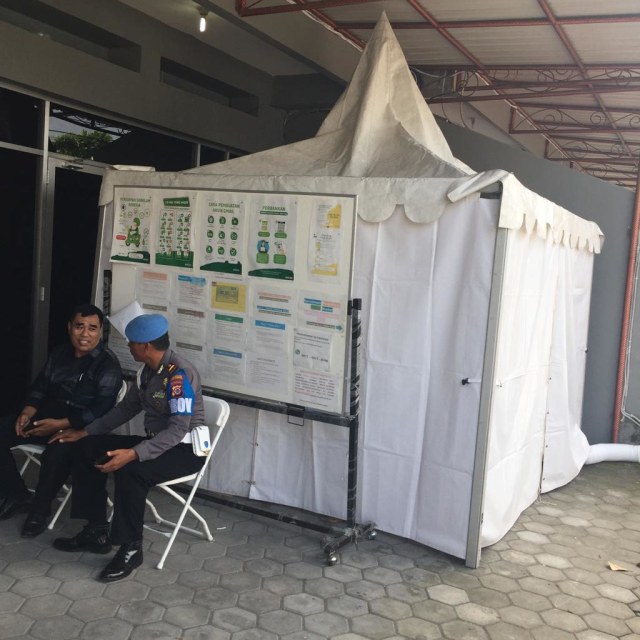 Driver Go Car Gelar Aksi Mogok Makan Di Kantor Gojek Yogyakarta Kumparan Com