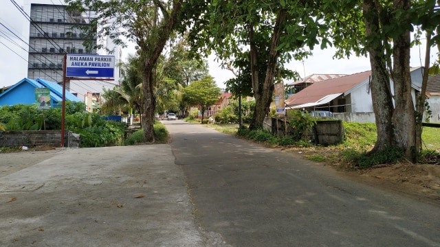 lokasi penganiayaan siswi SMP Pontianak di Jalan Sulawesi, Pontianak Selatan, Kota Pontianak, Kalimantan Barat. Foto: Dok. Kumparan