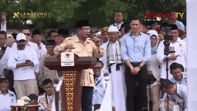 Prabowo Tegur Pendukung yang Berisik: Kalian Jangan Bicara Dong!