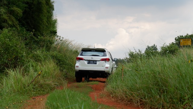 Nissan Terra
