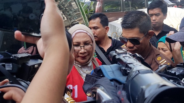Tersangka kasus penyebaran hoaks, Ratna Sarumpaet tiba di Pengadilan Negeri Jakarta Selatan, Kamis (11/4). Foto: Efira Tamara Thenu/kumparan
