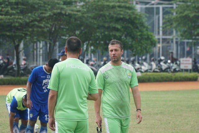 Pelatih Persib Bandung Miljan Radovic. (Ananda Gabriel)