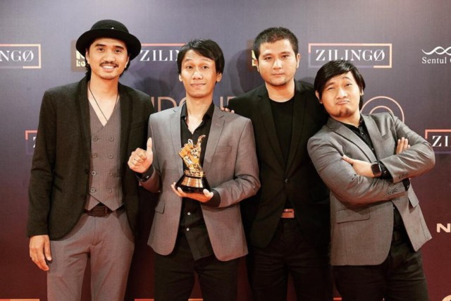 Lagu Ariel Mungkin Nanti Versi Jepang Jadi Trending Ini 5 Lagu Indonesia Yang Diterjemahkan Ke Bahasa Jepang Dan Taiwan Kumparan Com Dave putra channel 05 december 2019. lagu ariel mungkin nanti versi jepang