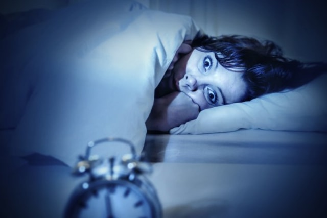 Tubuh Tidak Bisa Bergerak Saat Tidur Ini Fakta Sleep Paralysis Kumparan Com