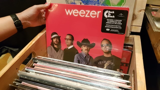 Salah satu vinyl di Record Store Day 2019 Foto: Okke Oscar/kumparan