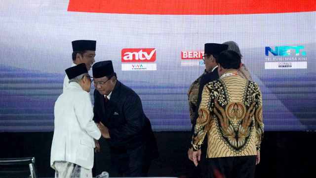 Prabowo Isi Masa Tenang dengan Olahraga dan Hadiri Nikahan Anak Buah (352012)