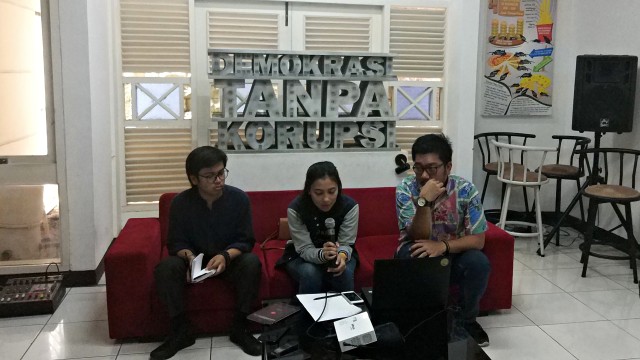 Konferensi Pers Indonesian Corruption Watch (ICW) Soal Laporan Harta Kekayaan Penyelenggara Negara (LHKPN) di Kantor ICW. Foto: Adim Mugni/kumparan