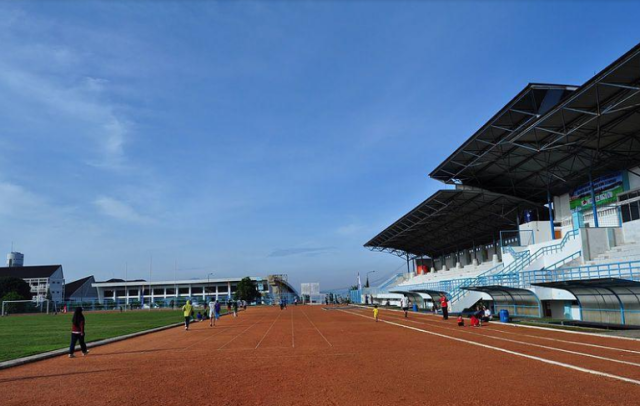 Track stadion UPI (Foto: Izzudin Abdurrahman)